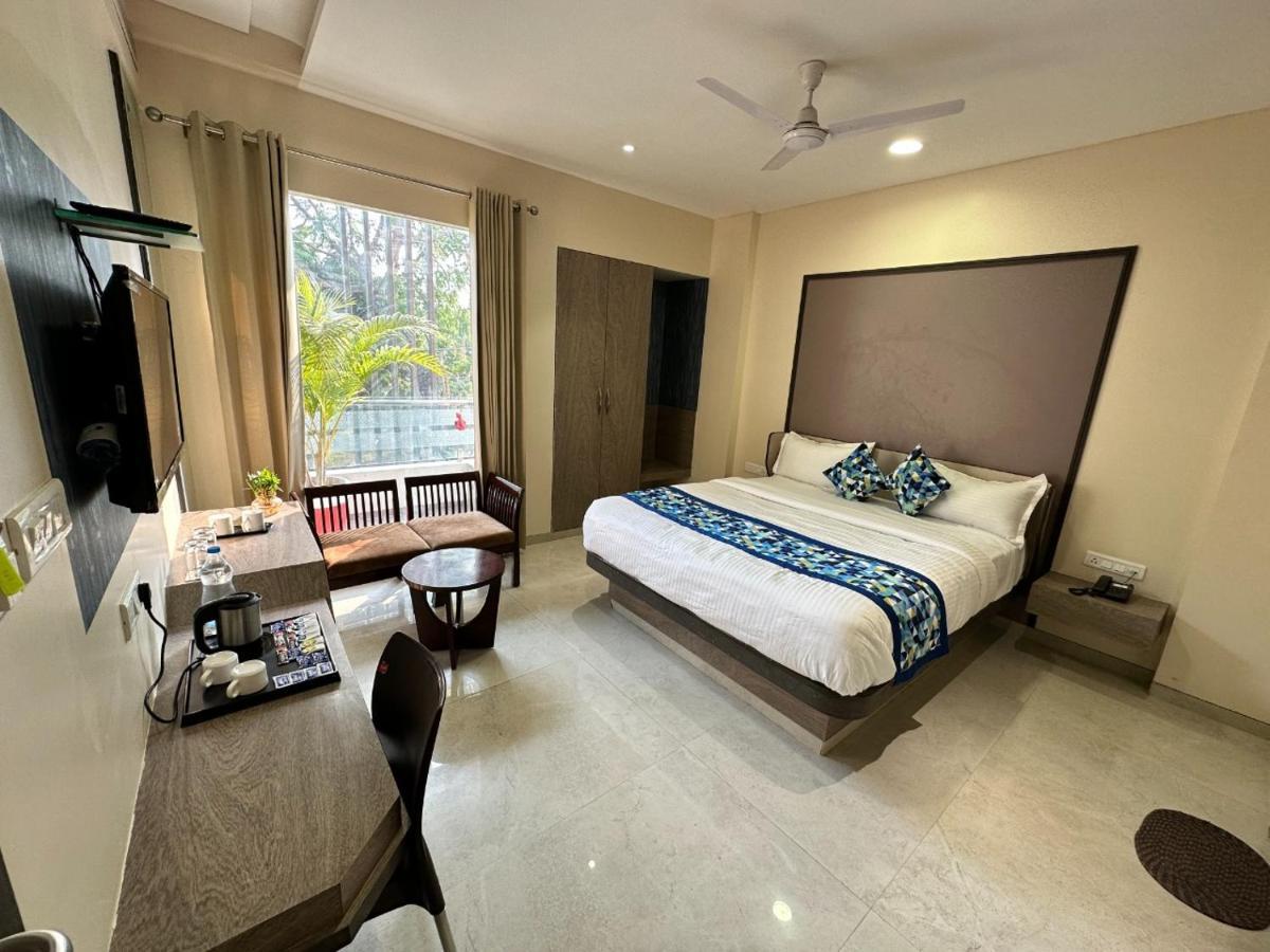 Hotel Pinaka Inn Lucknow Exteriör bild